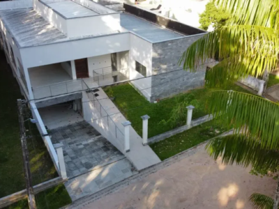 Casa de Condomínio com 5 Quartos para alugar, 450m² – Aldeia dos Camarás